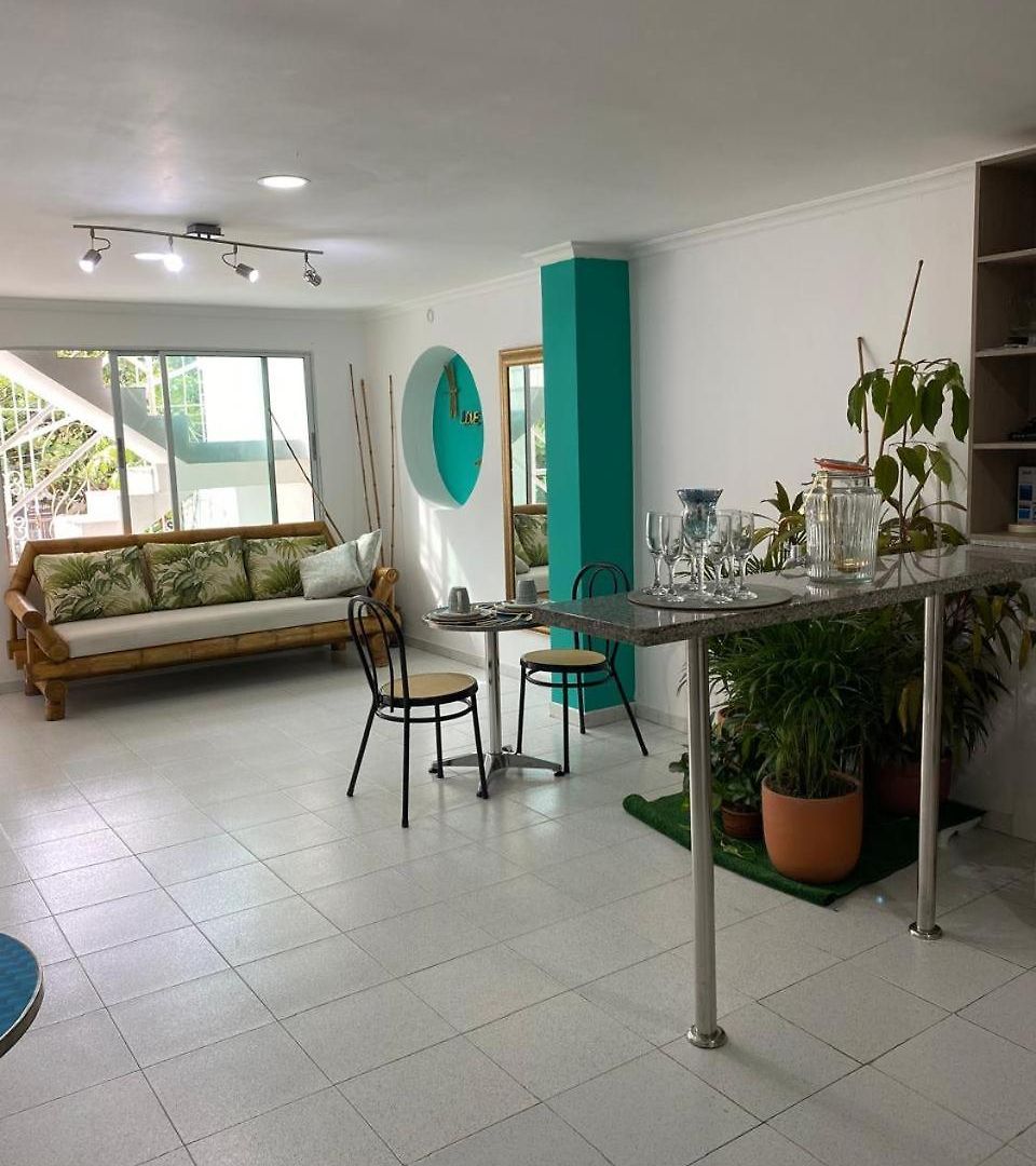Habitación Con Baño Interno Cerca Al Aeropuerto Habitación en casa particular Cartagena